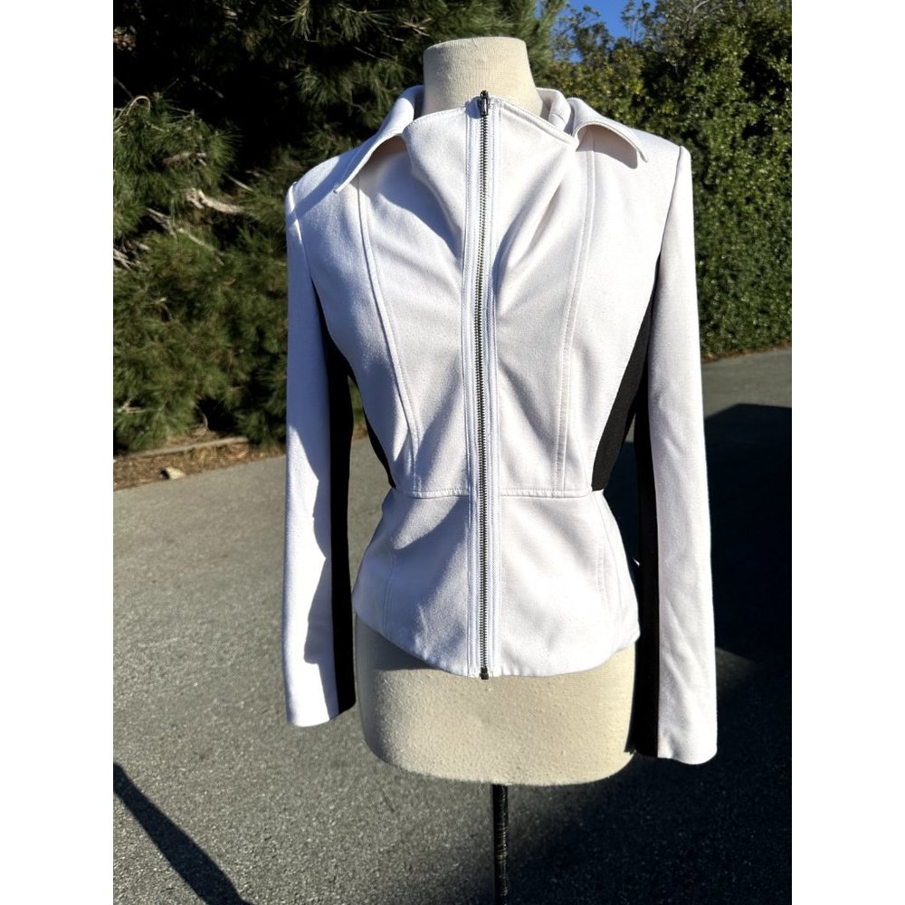 Tahari Blazer 8 White Padded Shoulder Side Strip Black Lined Career Rayon Womens